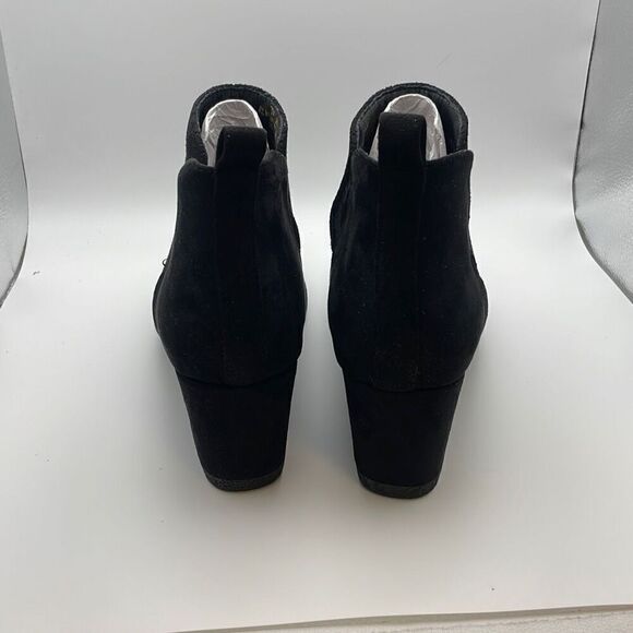 CUSHIONAIRE Women's Wedge Bootie - Soft Vegan SuedeโSIZE 8 BLACK - Picture 4 of 8